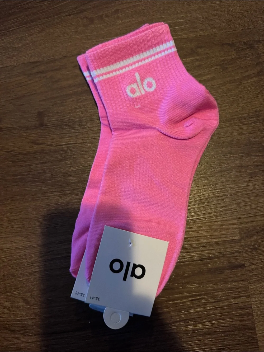 Athletic Alo NWT Ankle Women’s Socks - Pink, White, Hot Pink (3 pairs)